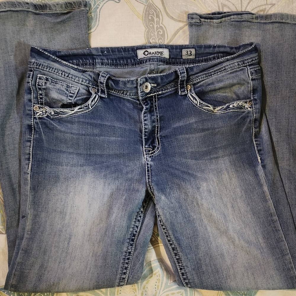 Women's Size W-33/L-34 Charme Brand Light Wash Jeans!! SUPER CUTEEE